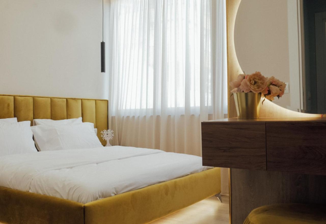 Newly Renovated Apartment Tirana Exterior foto