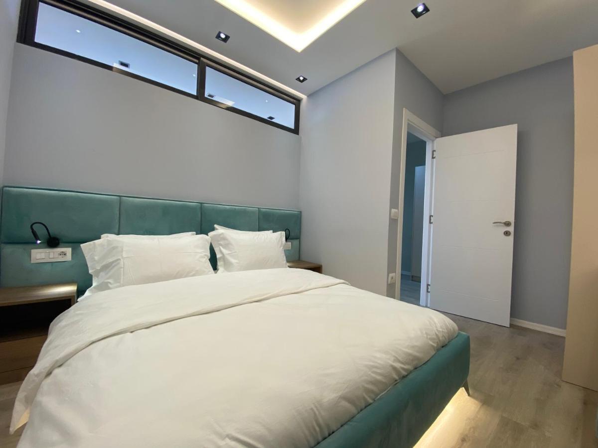 Newly Renovated Apartment Tirana Exterior foto